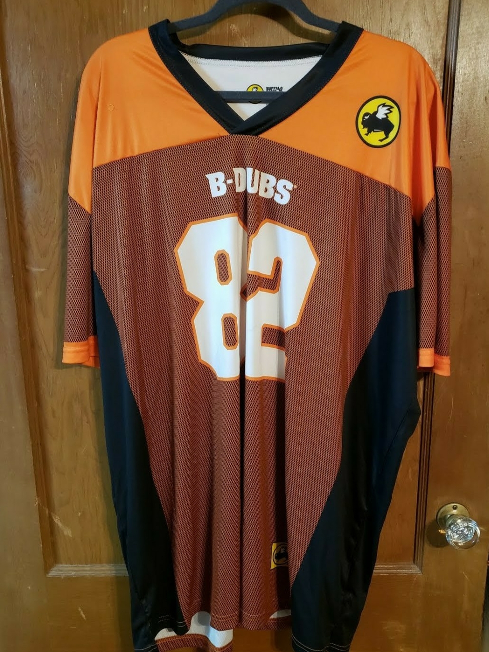 Buffalo Wild Wings B-Dubs Orange Employee Uniform Jersey #82